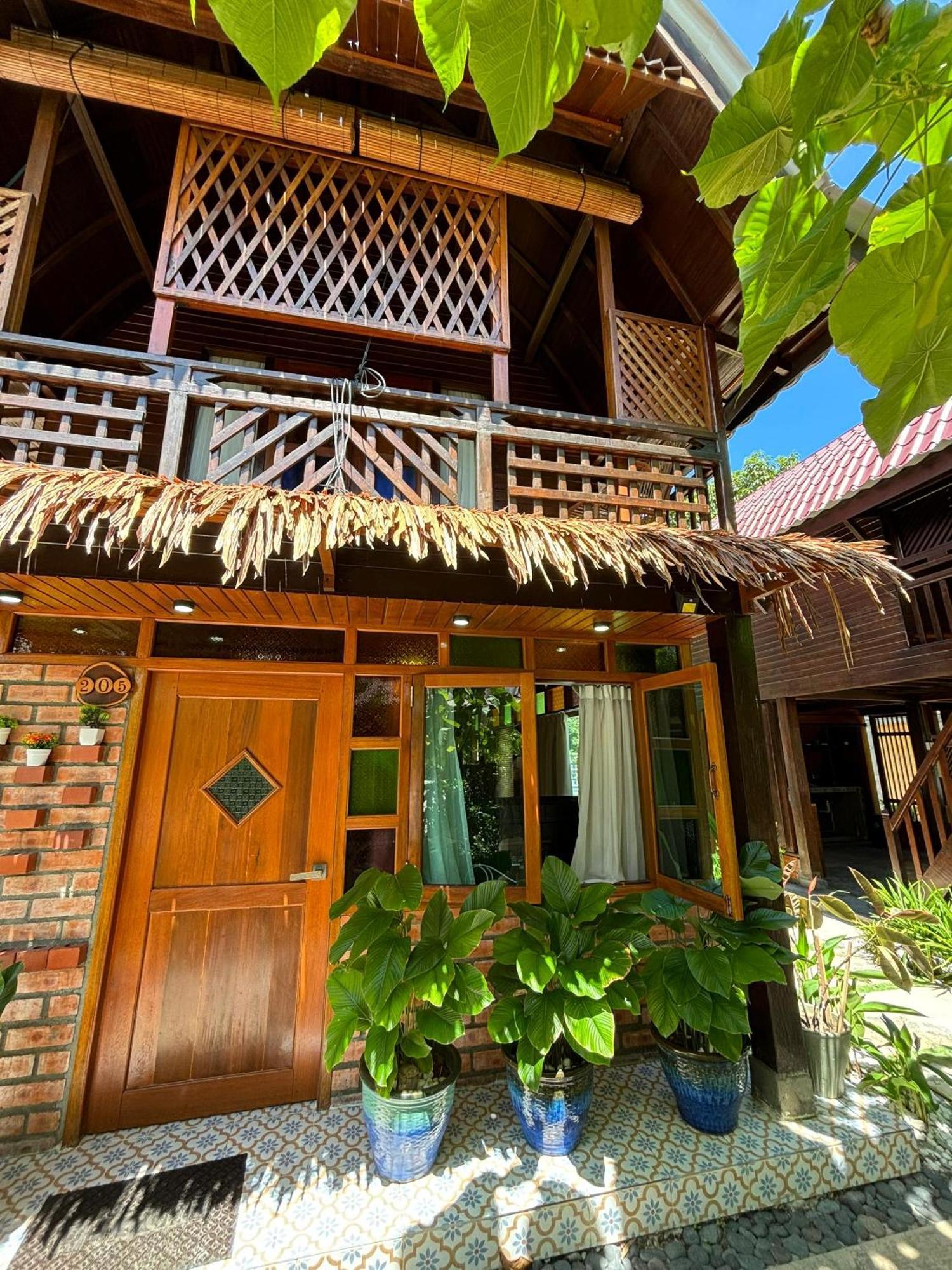 Golden Chenang Village Пантай Ченанг Екстериор снимка